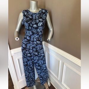 Chic Blue NWT Steve Madden Stretch Floral Jumpsuit Sz Large Dark Blue